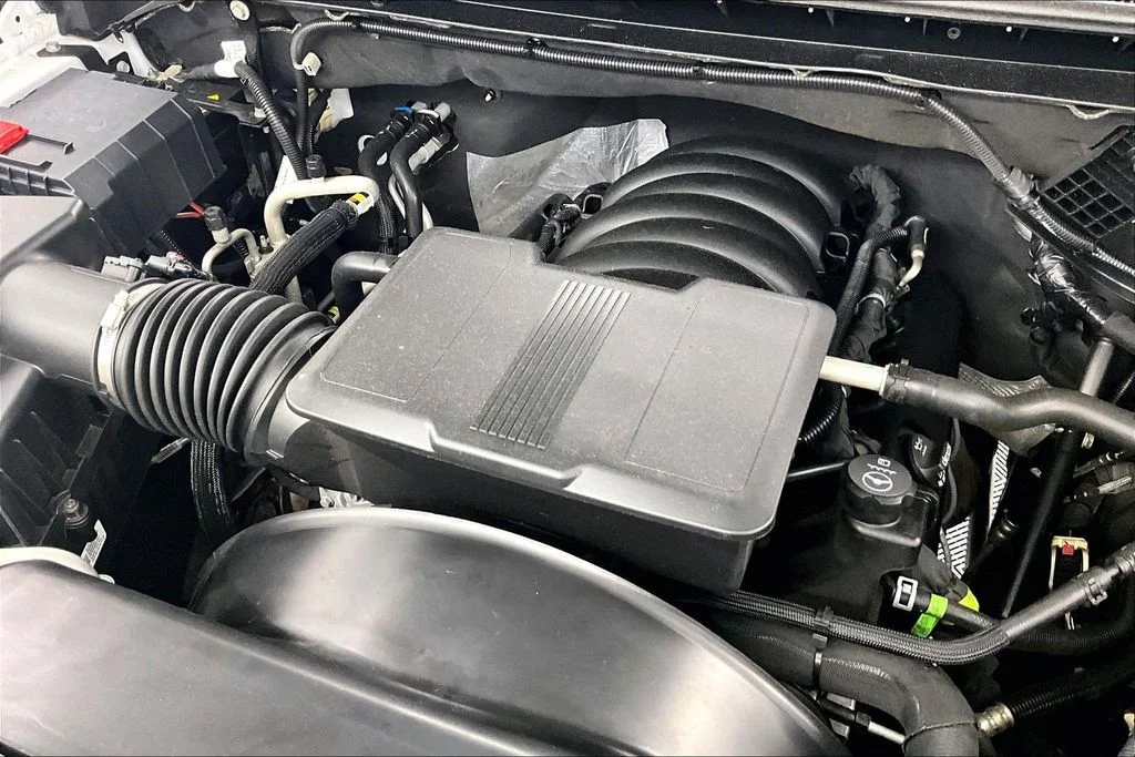 Certified Used 2024 Summit White Chevrolet LT image 34