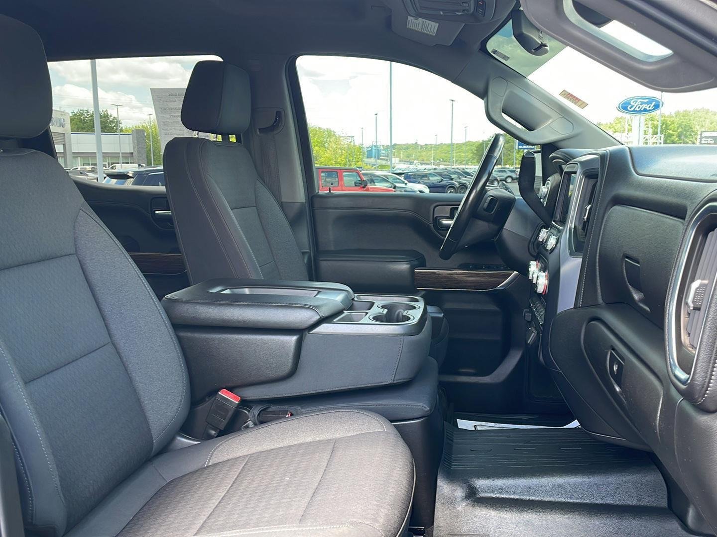 Used 2020 Onyx Black GMC Elevation image 32