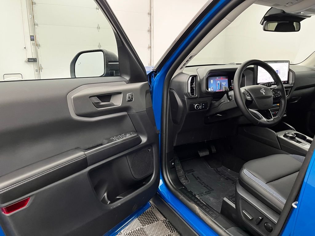 New 2026 Blue Ford Outer Banks image 17