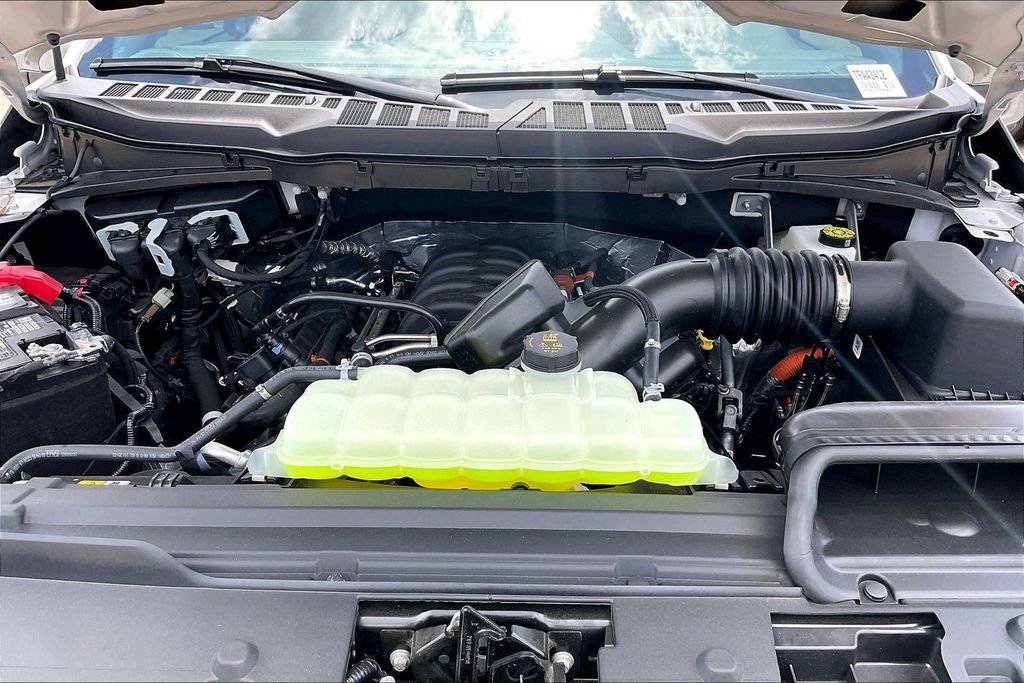 New 2026 White Ford Lariat image 9
