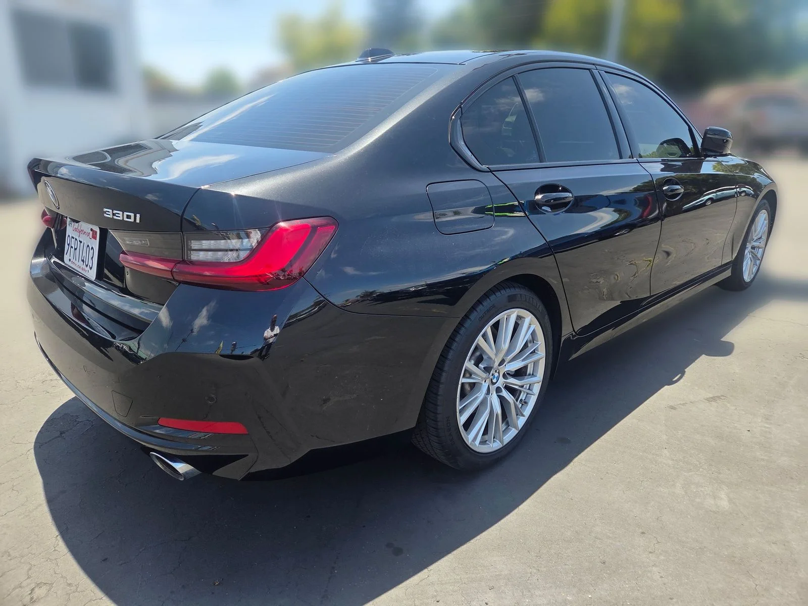 Used 2023 Black BMW 330i image 6