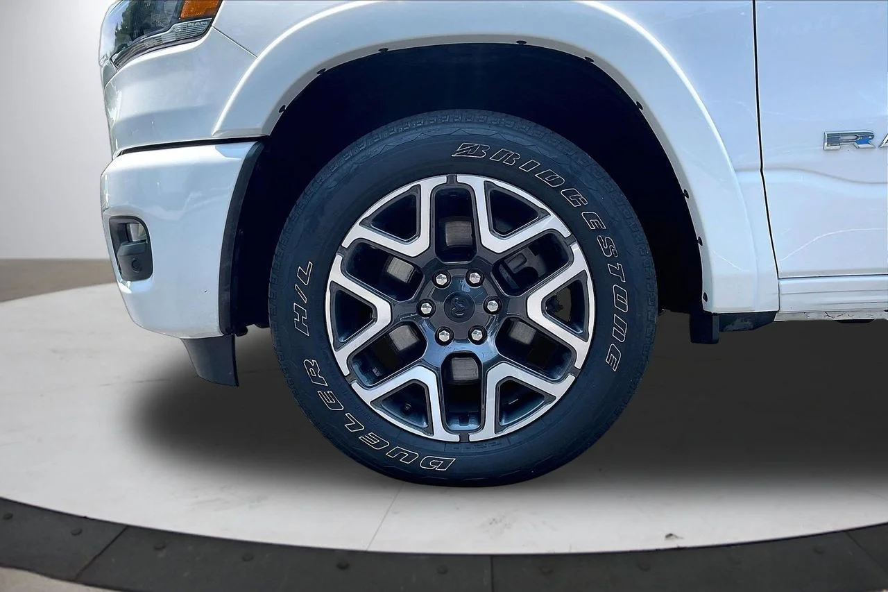 Used 2025 White Ram Laramie image 35