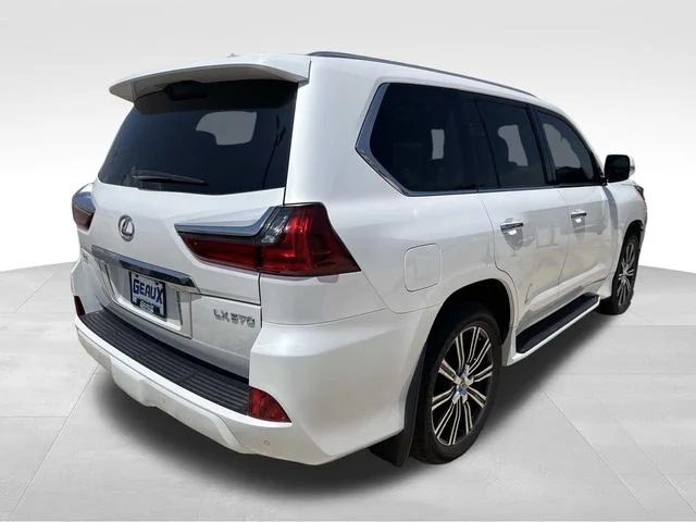 Used 2021 White Lexus 570 image 8