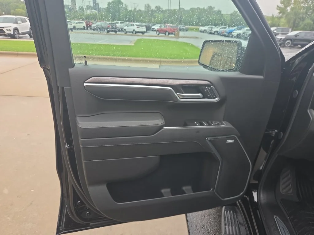 2026 Chevrolet Silverado 1500 LTZ - Photo 26