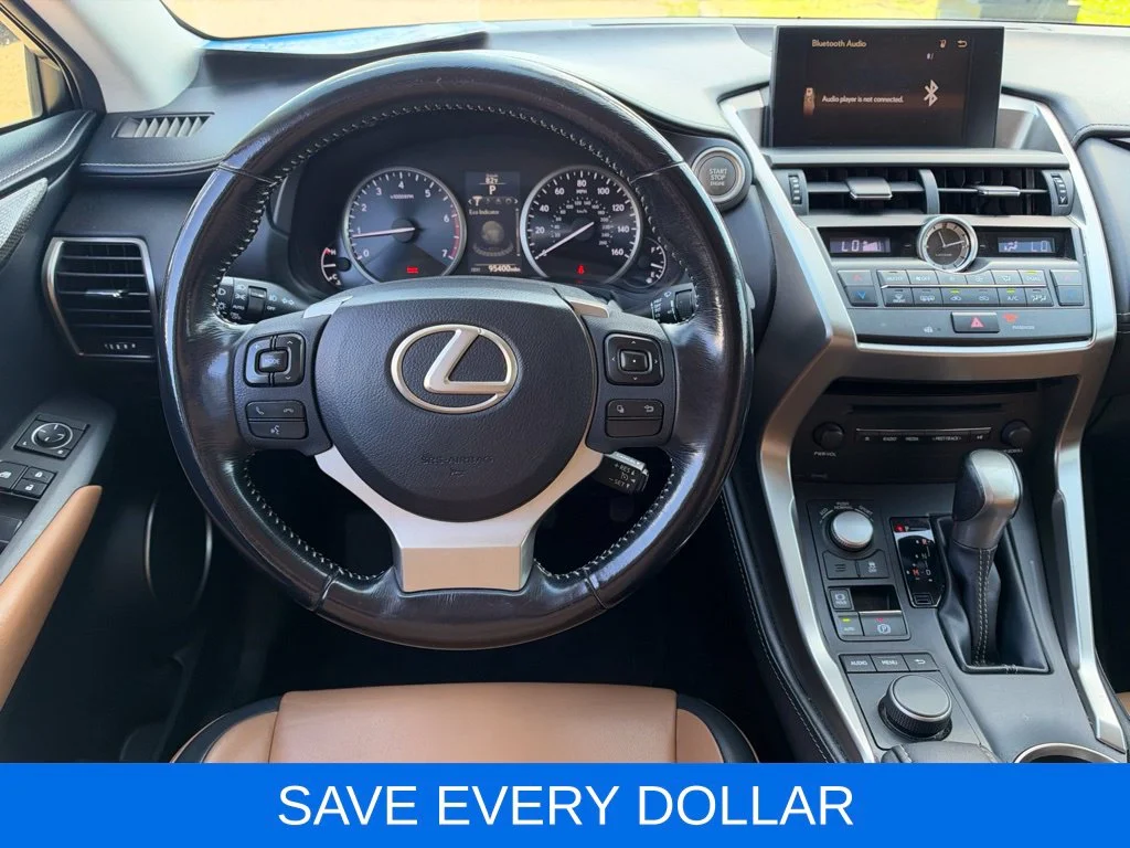 Used 2015  Lexus 200t image 12
