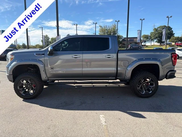 Used 2022 Gray GMC Denali image 6