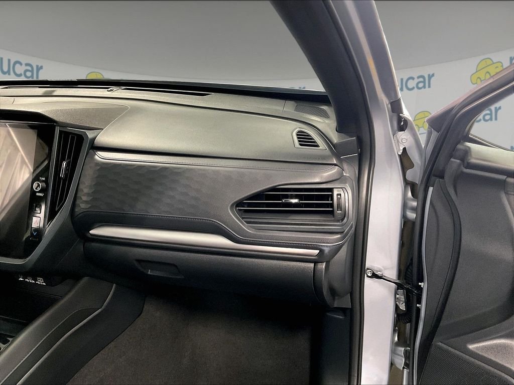 Used 2025 Ice Silver Metallic Subaru Premium image 13