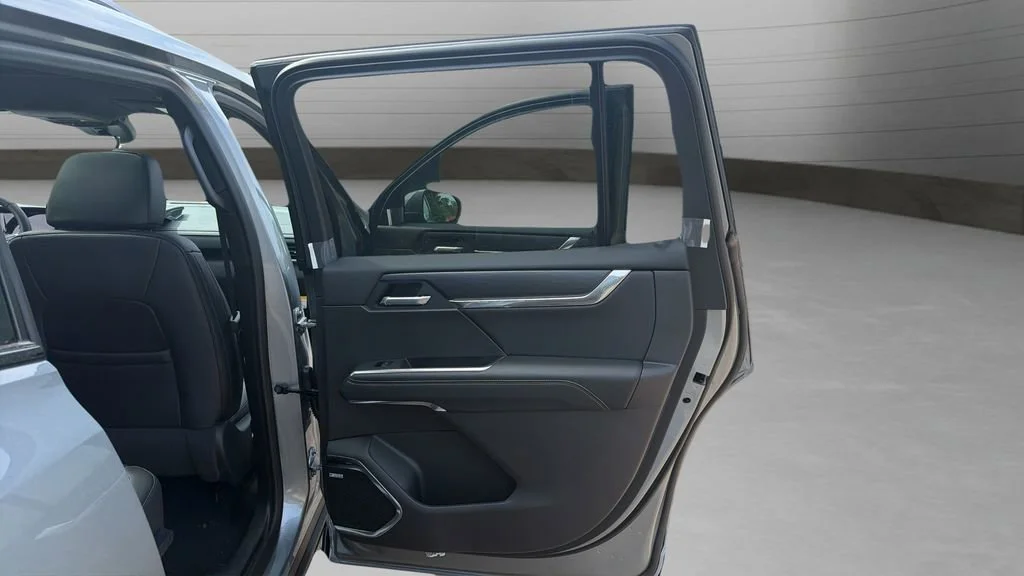 2026 GMC Acadia Elevation - Photo 13