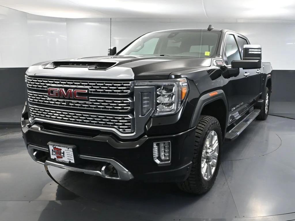 Used 2023 Black GMC Denali image 13