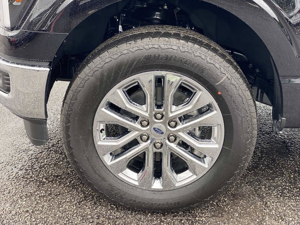New 2026 Agate Black Metallic Ford Lariat® image 7