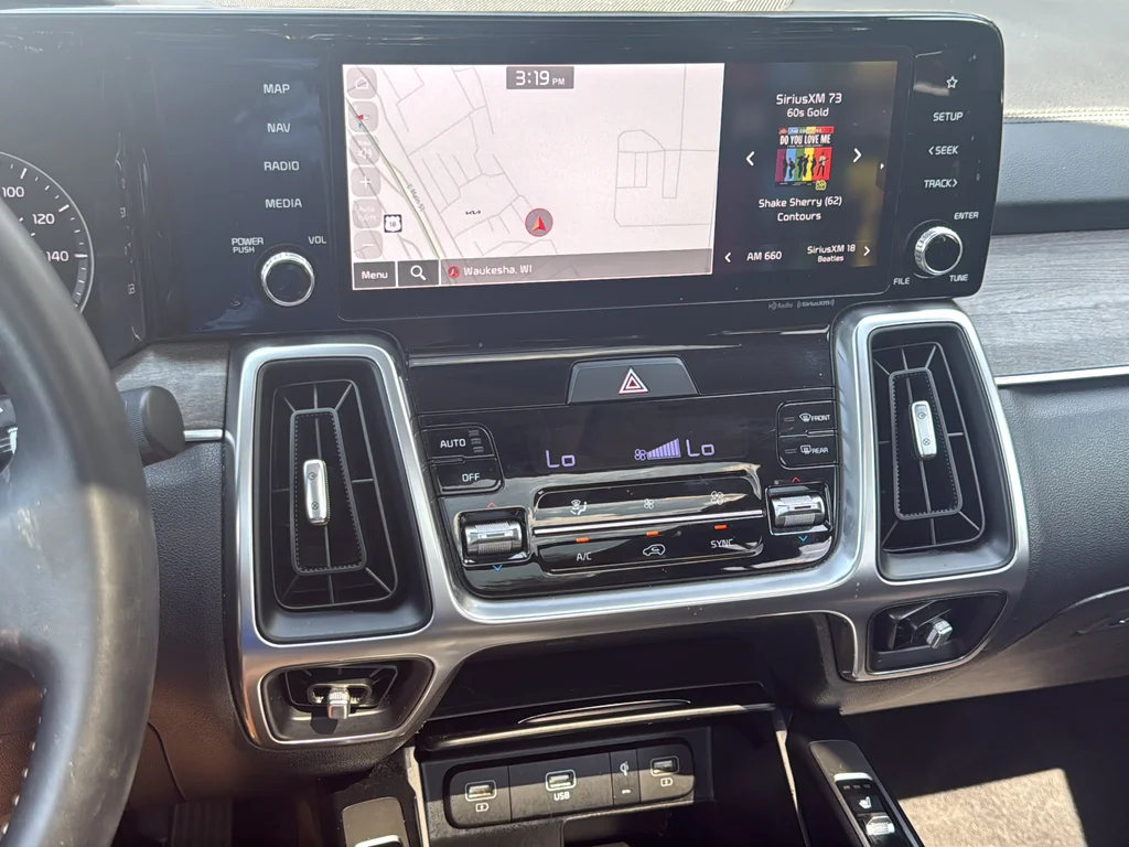 Used 2023 Green Kia X-Line S image 20