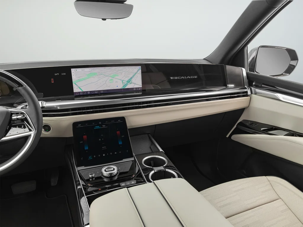 Used 2025 Black Cadillac Sport Platinum image 60