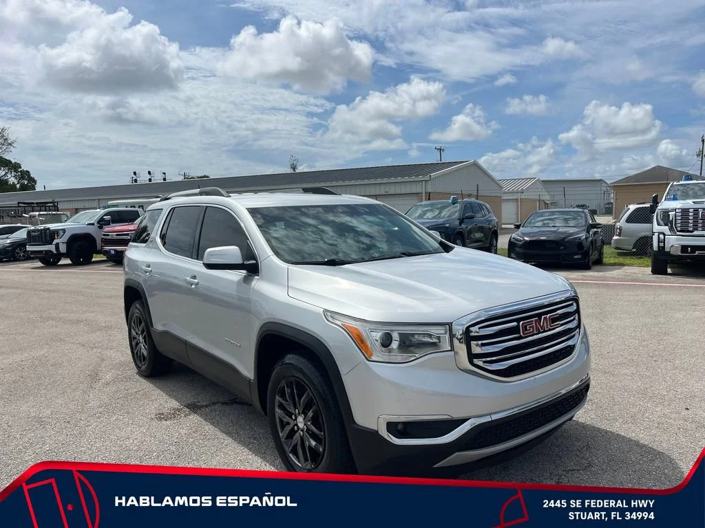 Used 2018 QUICKSILVER METALLIC GMC SLT image 2