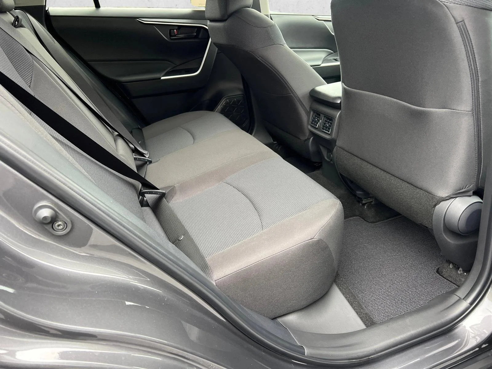 New 2025 Magnetic Gray Metallic Toyota LE image 15