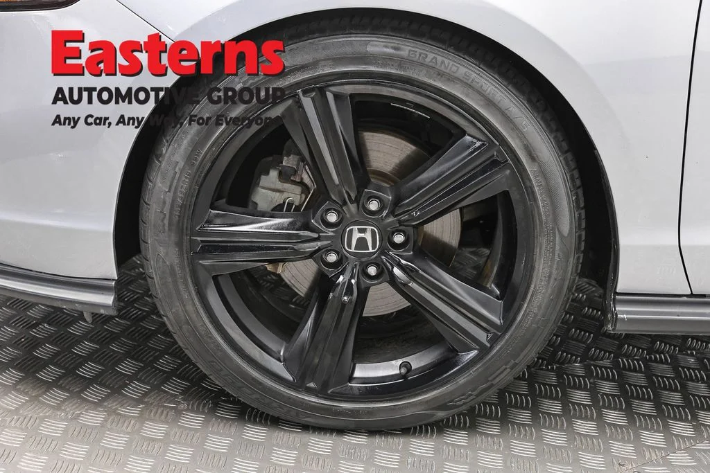 Used 2023 Silver Honda Sport image 31