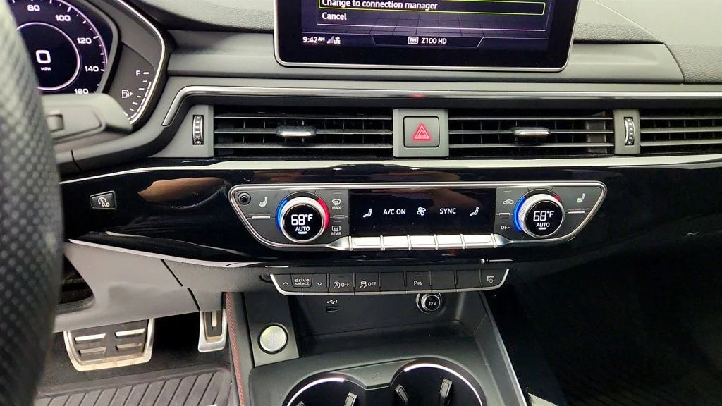 Used 2019 Daytona Gray Pearl Effect Audi Premium Plus 45 TFSI quattro w/ Black Optic Plus Pkg & B&O Sound image 18
