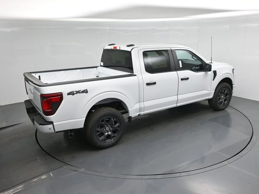 New 2026 Oxford White Ford STX image 33