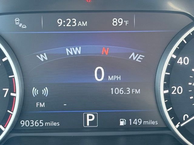 Used 2017 Gray Nissan Platinum image 13