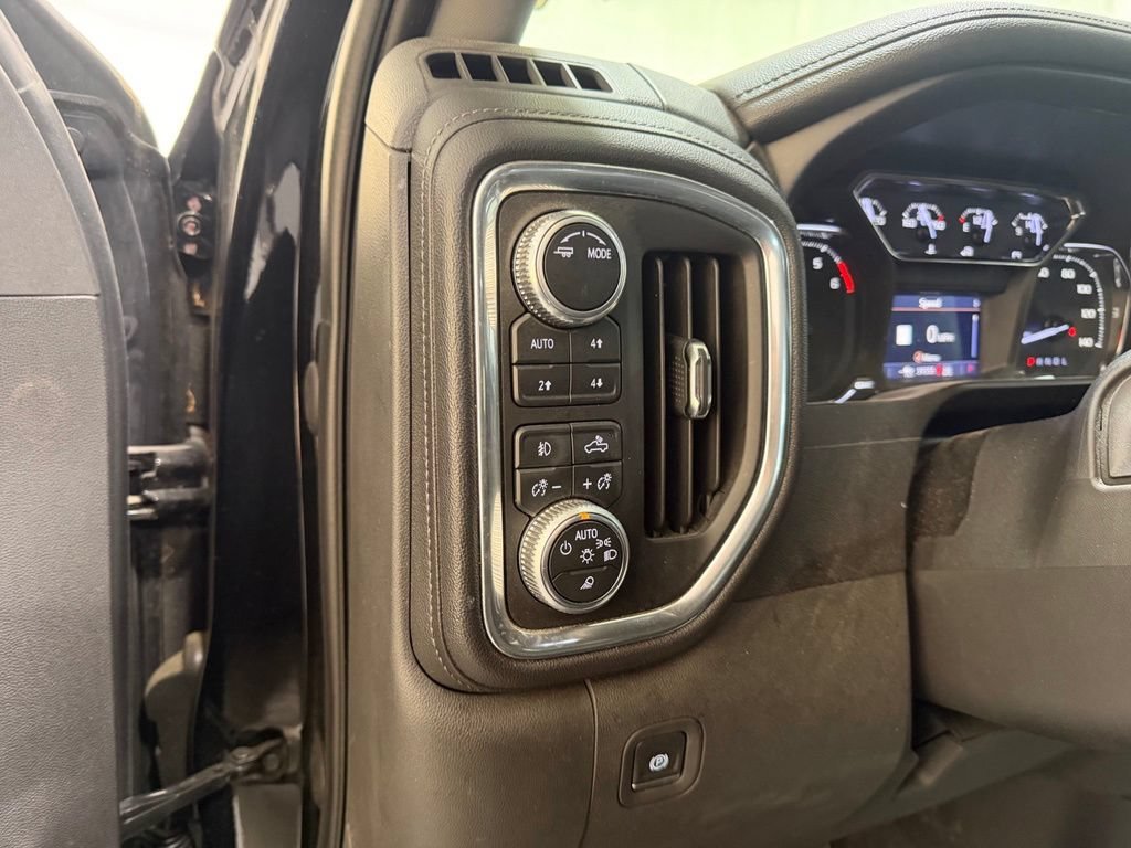 Used 2020 ONYX BLACK GMC SLT image 5