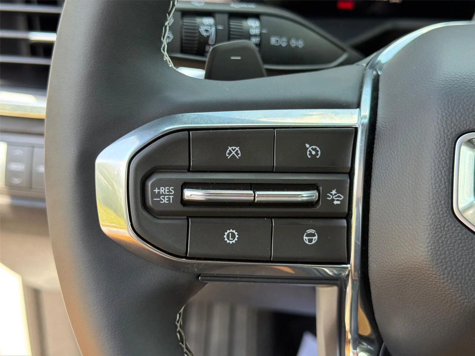 2026 GMC Acadia Denali Ultimate - Photo 20