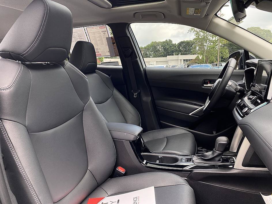 Used 2025 Celestite Toyota XLE image 22