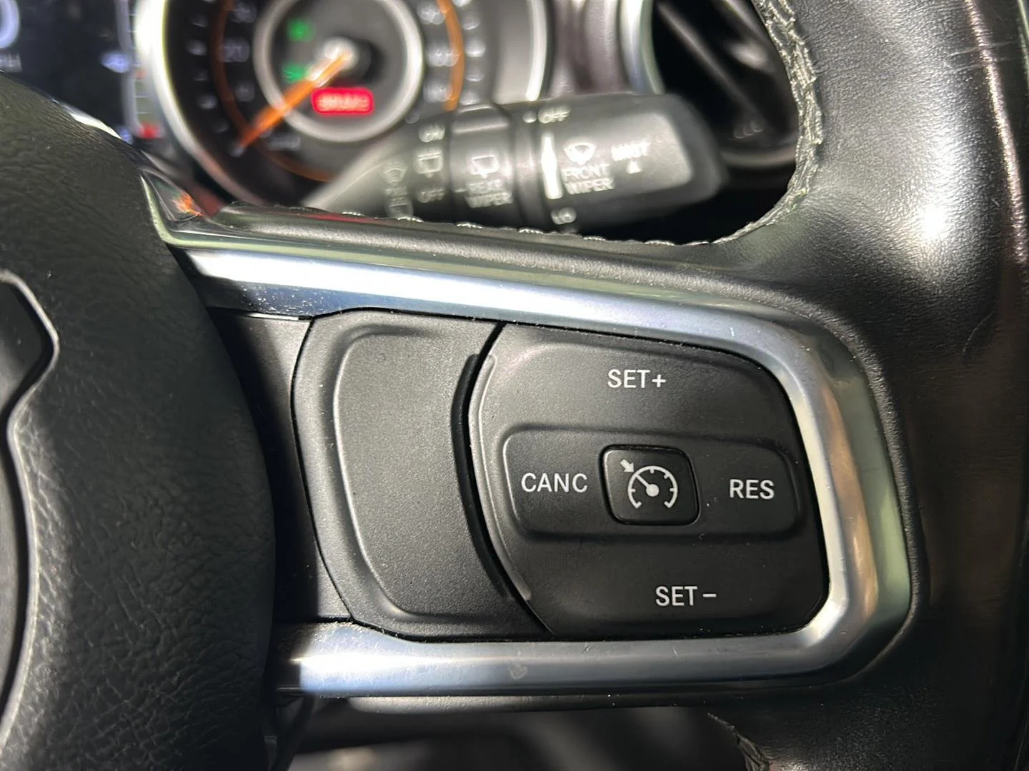 Used 2021 Billet Silver Metallic Clearcoat Jeep Unlimited Sahara Altitude image 20