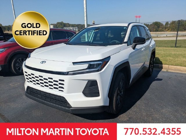Certified Used 2026 White Toyota XLE Premium image 4