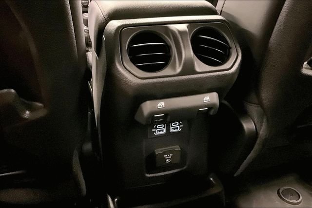 2024 Jeep Wrangler 4-Door Rubicon - Photo 32