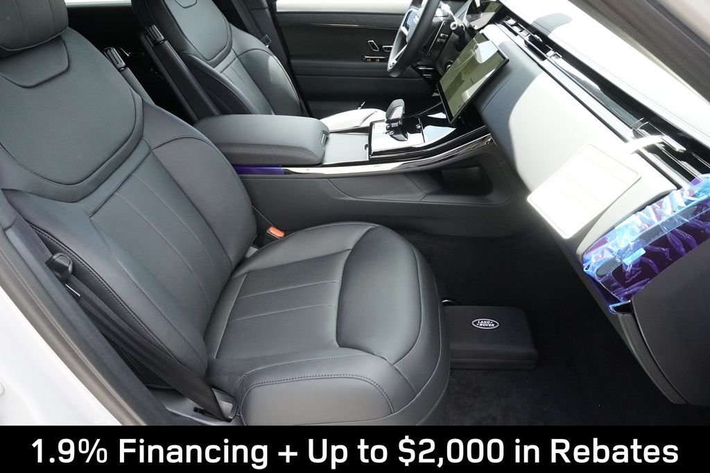 New 2026 Borasco Grey LAND ROVER SE image 23