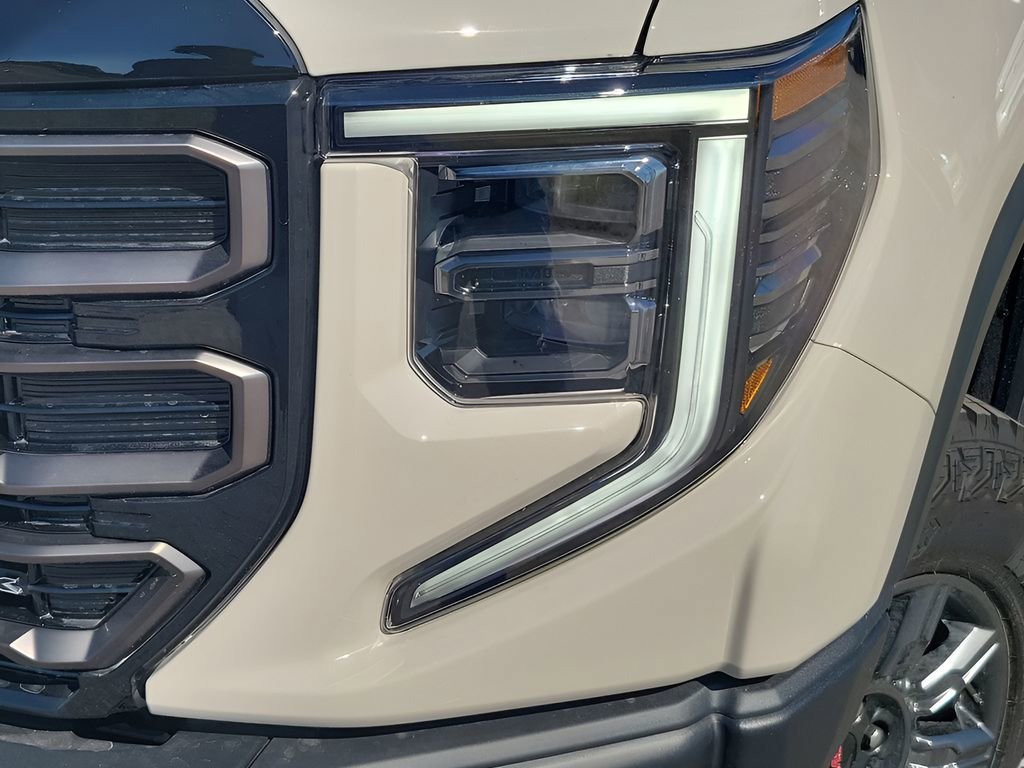 2026 GMC Sierra 1500 AT4X - Photo 16