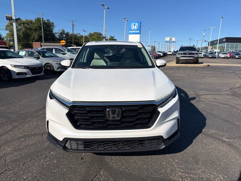 Used 2024 White Honda EX-L image 2