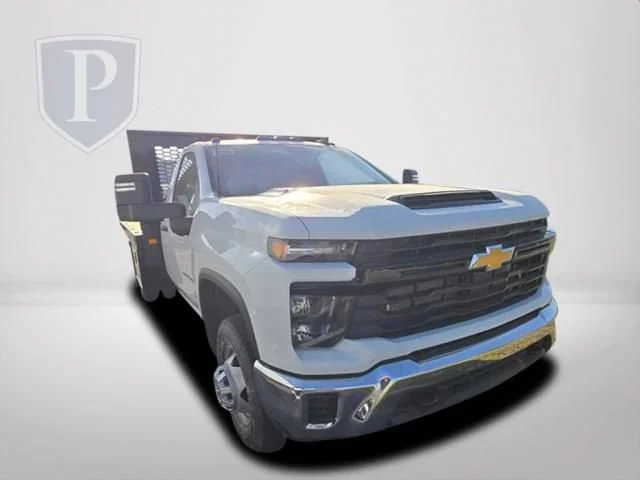 New 2026 Summit White Chevrolet Work Truck image 13
