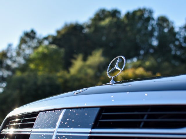 Certified Used 2022 Gray Mercedes-Benz S 580 image 3