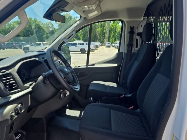 Used 2025 Oxford White Ford Base image 5