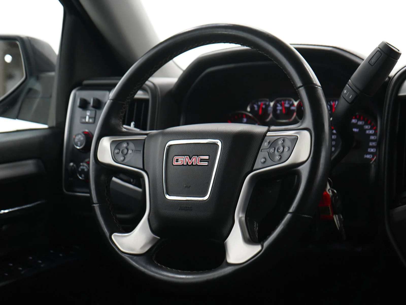 Used 2015 Iridium Metallic GMC 4WD Double Cab 143.5 SLE image 13