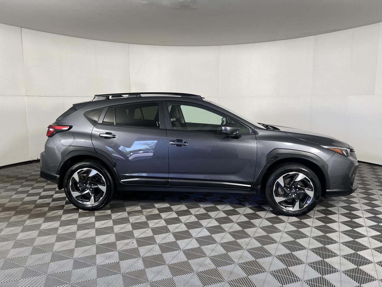 Used 2024 Magnetite Gray Metallic Subaru Limited image 10