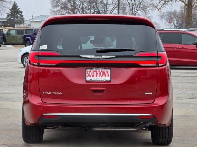 New 2026 Red Hot Pearl-Coat Exterior Paint Chrysler Select image 6