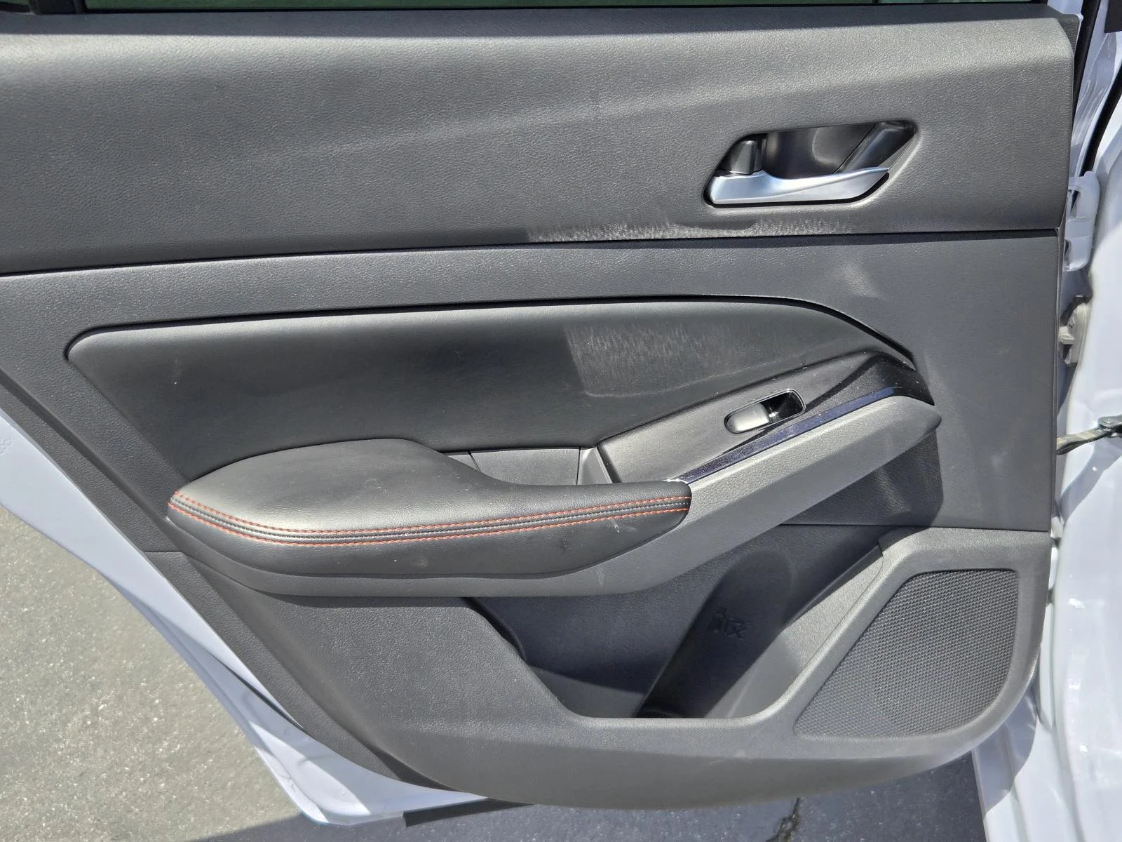 Used 2025 Gray Sky Pearl Nissan SR FWD image 26