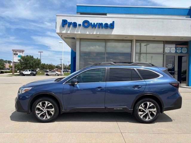 Used 2020 Abyss Blue Pearl Subaru Limited image 8