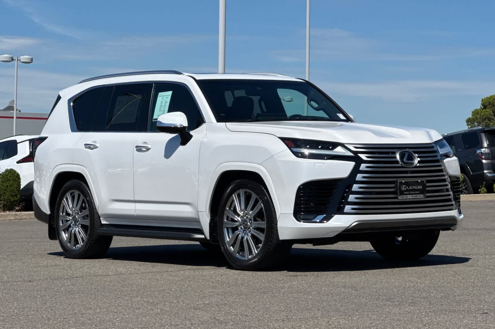 Used 2023 Eminent White Pearl Lexus Ultra Luxury image 5