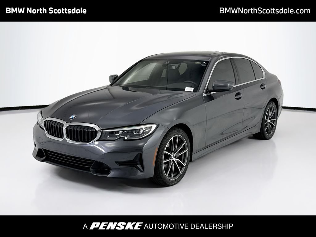 2022 BMW 3 Series 330i Sedan's photo