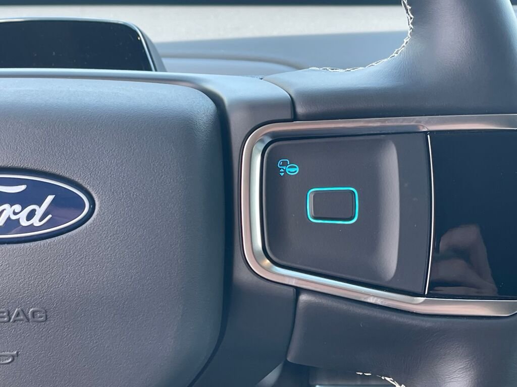 New 2026 Stone Blue Metallic Ford Platinum image 18