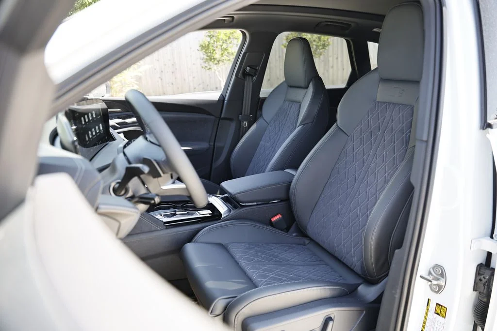 New 2026 Glacier White Metallic Audi Premium Plus image 20