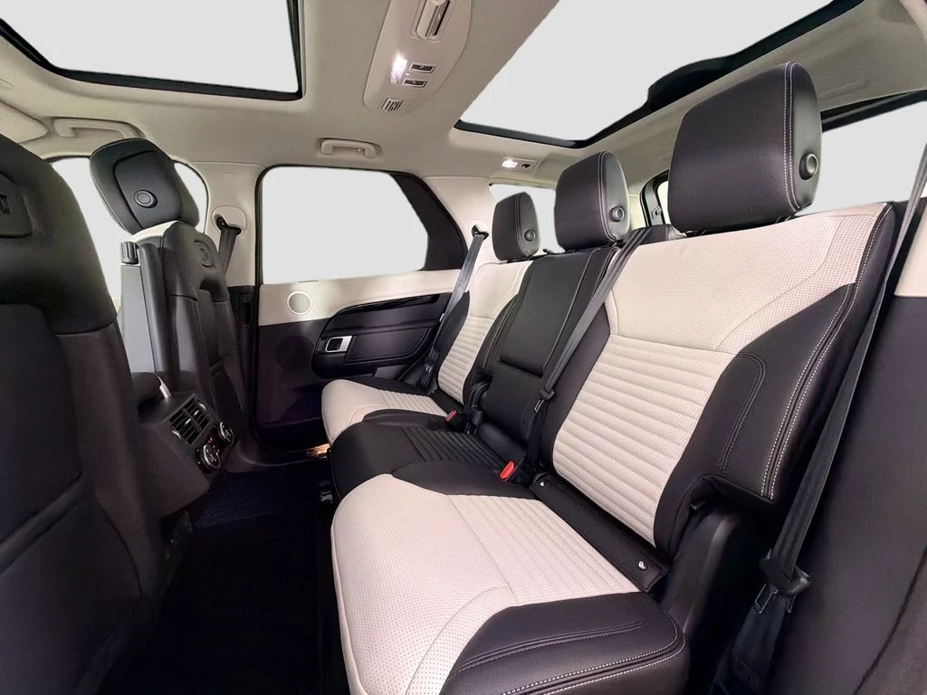 New 2026 Fuji White Land Rover S image 26