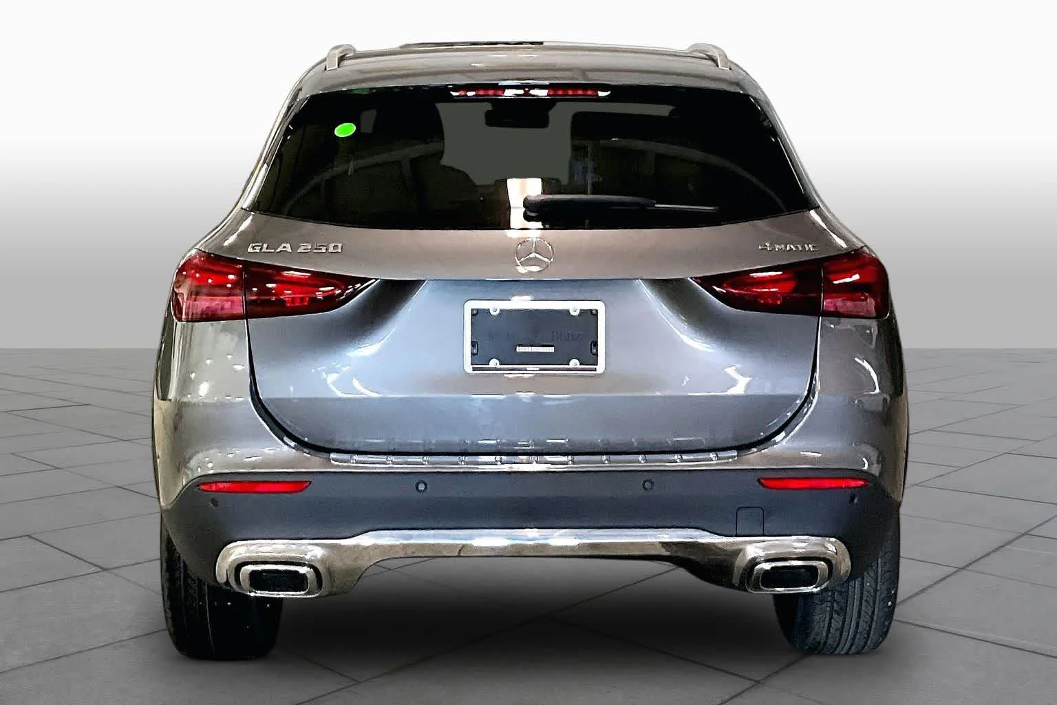 New 2026 Mountain Grey Metallic Mercedes-Benz GLA 250 image 5