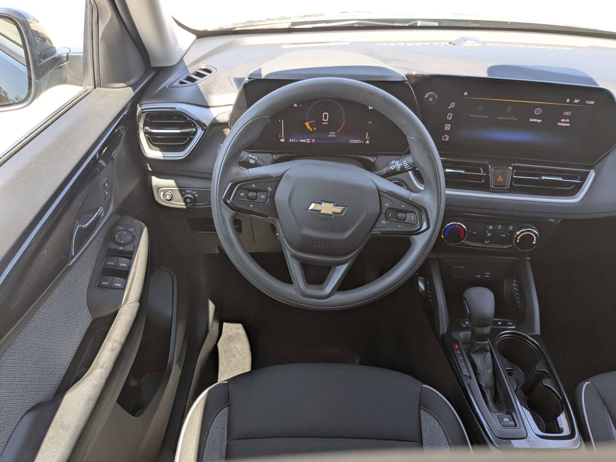 Used 2025 Mosaic Black Metallic Chevrolet LT image 18