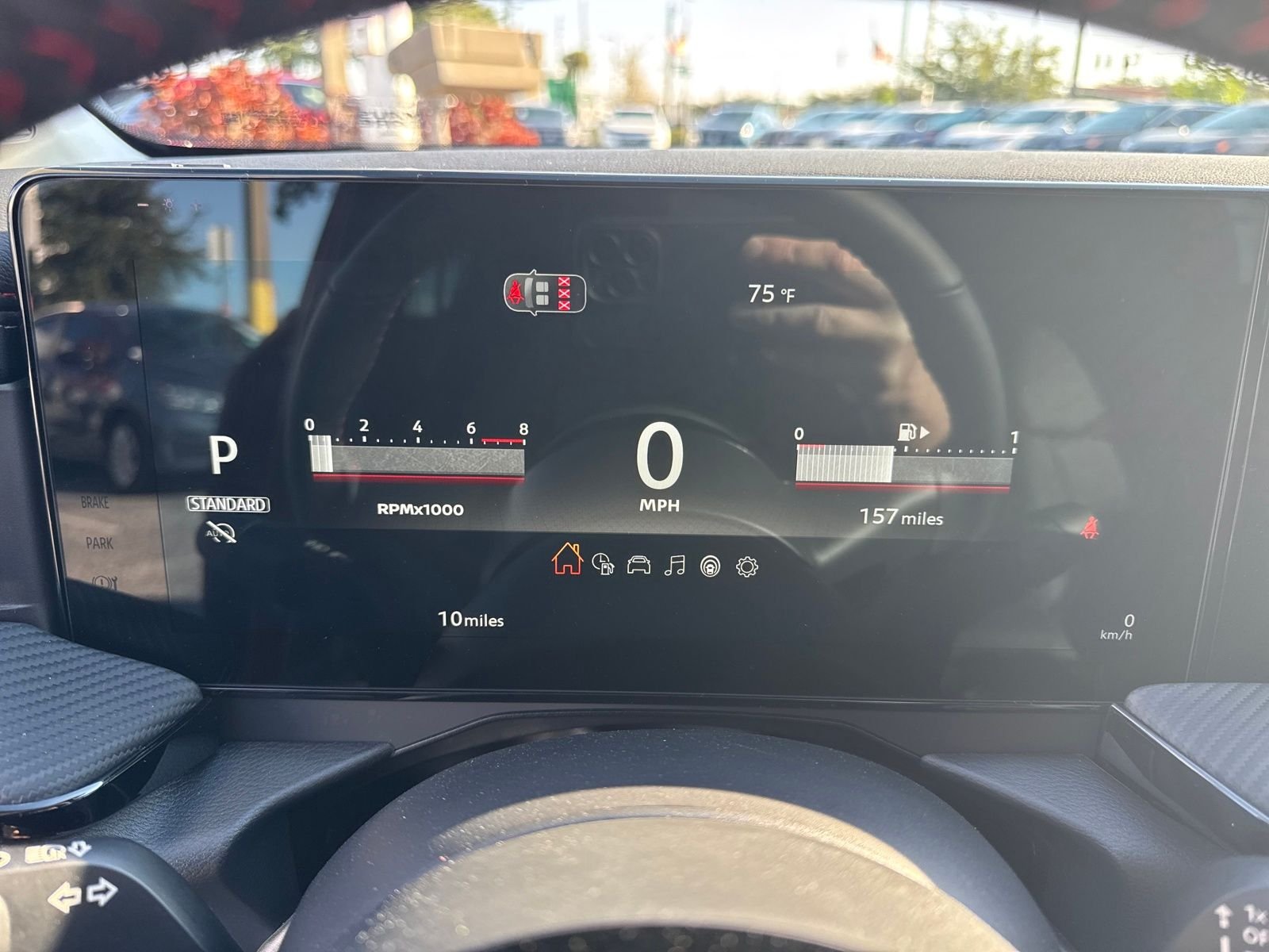 New 2026 Nissan Kicks SR 4D Sport Utility