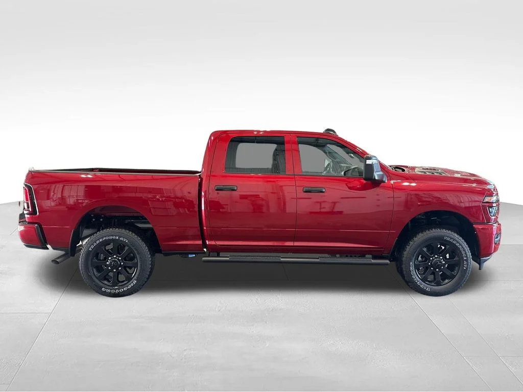 New 2026 Molten Red Pearl-Coat Exterior Paint RAM Tradesman image 9