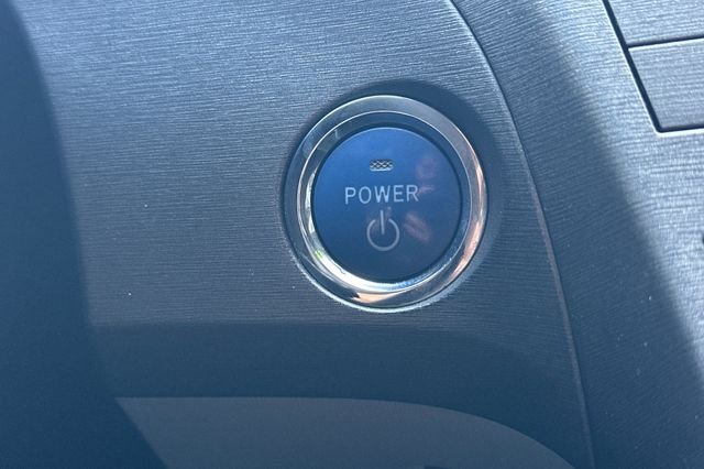 Used 2013 Silver Toyota Two image 24