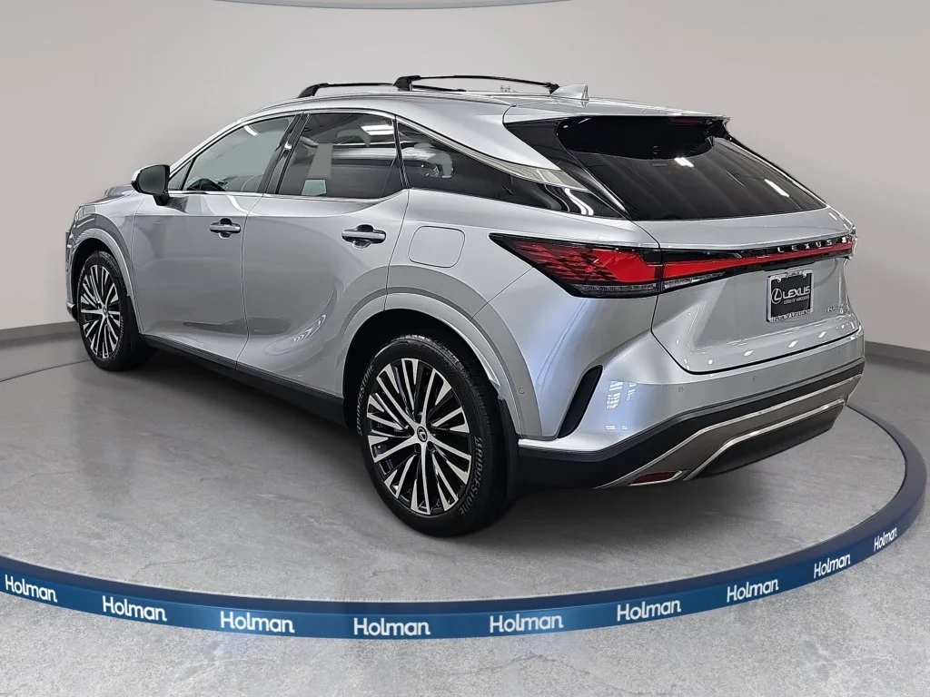 Used 2024 Gray Lexus 350h Premium Plus image 9